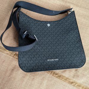 Briley Logo Messenger Bag